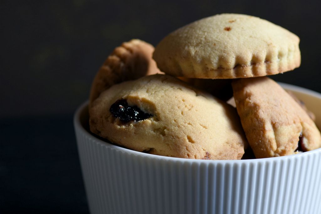 Calzoncini ripieni di amarena