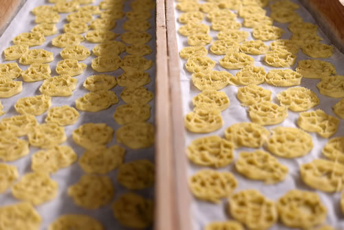 Cartellate fatte a mano